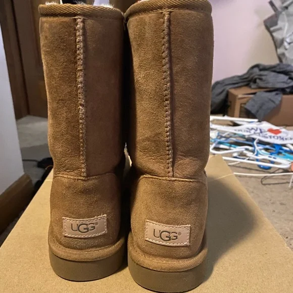 uggs - Picture 4 of 7